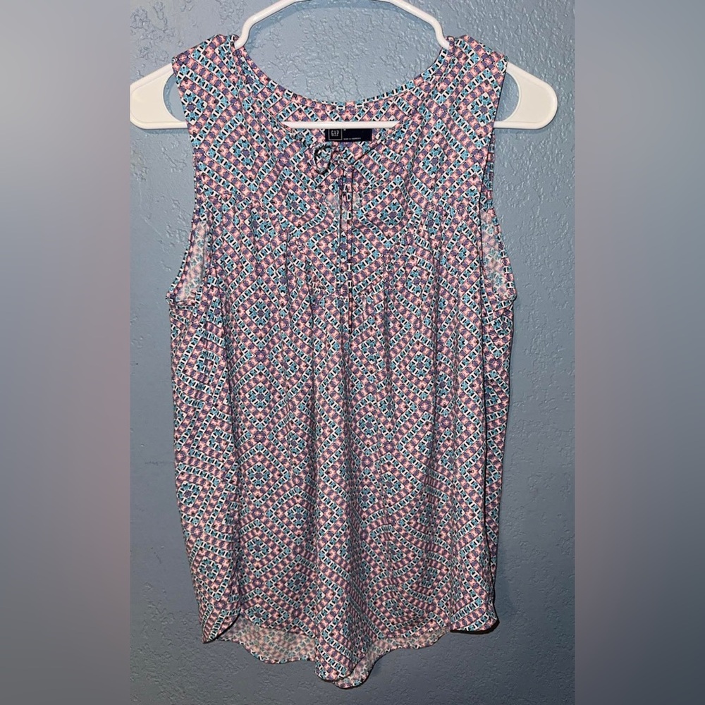 GAP Pink and Teal Geometric Sleeveless Camisole